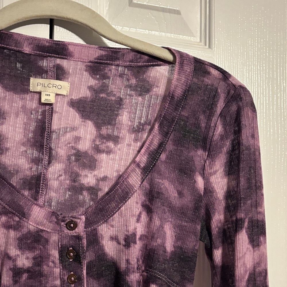 PILCRO for Anthropologie Andie ribbed purple tie dye henley top size XXS - Picture 5 of 8